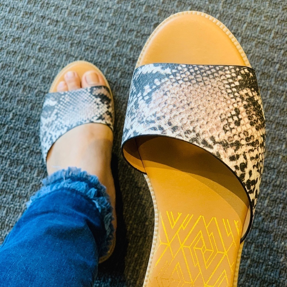 Womens Snakeskin Print Slide Sandals Grey Black Python Flat Slides‎ Summer Boho